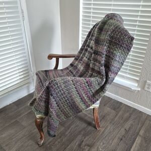 ​Handmade Crochet Shell Stitch Throw Blanket – Earthy Boho Retro Lapghan 42"x53"